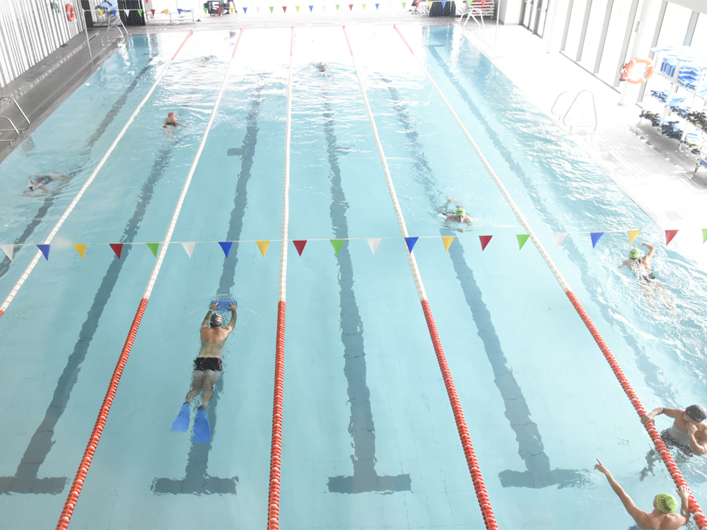 Inaugurado oficialmente el Centro Deportivo-Spa Inacua que cuenta con una superficie construida de 5.500 metros cuadrados y entre otras instalaciones tiene piscina de invierno y verano, sala de Fitness, zona Termal, vestuarios y salas de clases colectivas