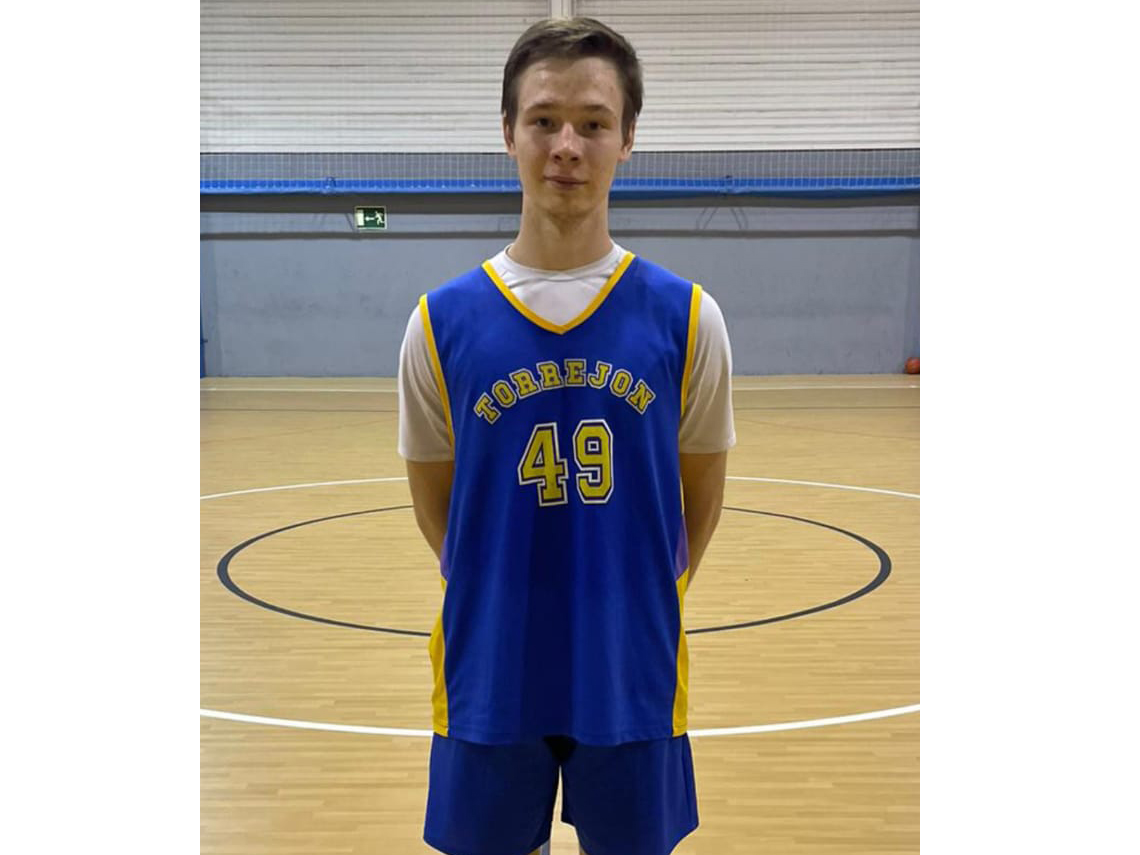 El CDE Basket Torrejón concede una beca para un joven ucraniano