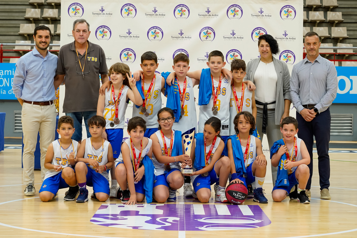 Baloncesto Benjamin Grupo B 2º TBS Blanco 