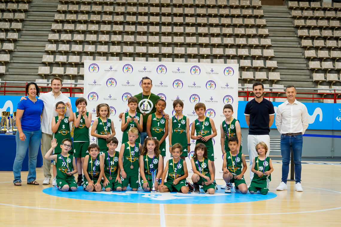 Entrega de trofeos temporada 2024-2025 - Baloncesto categoría benjamín