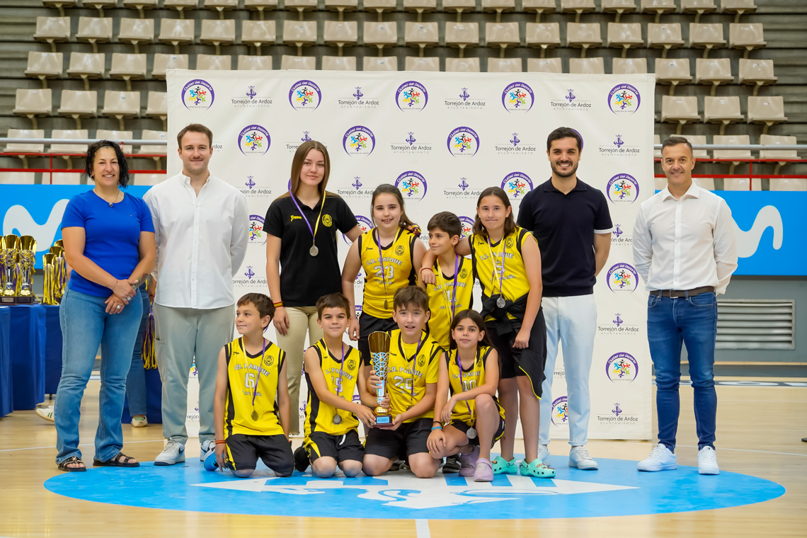 Entrega de trofeos temporada 2024-2025 - Baloncesto categoría benjamín