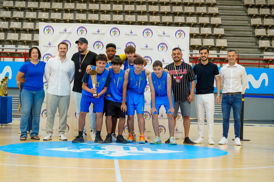 Entrega de trofeos temporada 2024-2025 - Baloncesto categoría cadete
