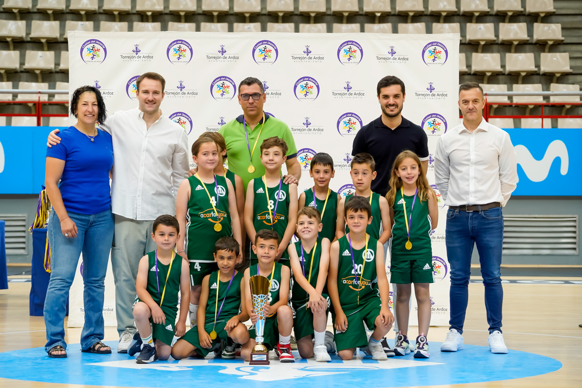 Entrega de trofeos temporada 2024-2025 - Baloncesto categoría prebenjamín