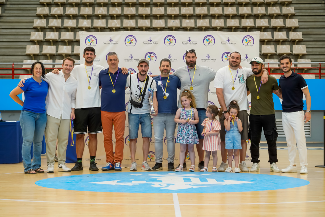 Entrega de trofeos temporada 2024-2025 - Baloncesto categoría senior