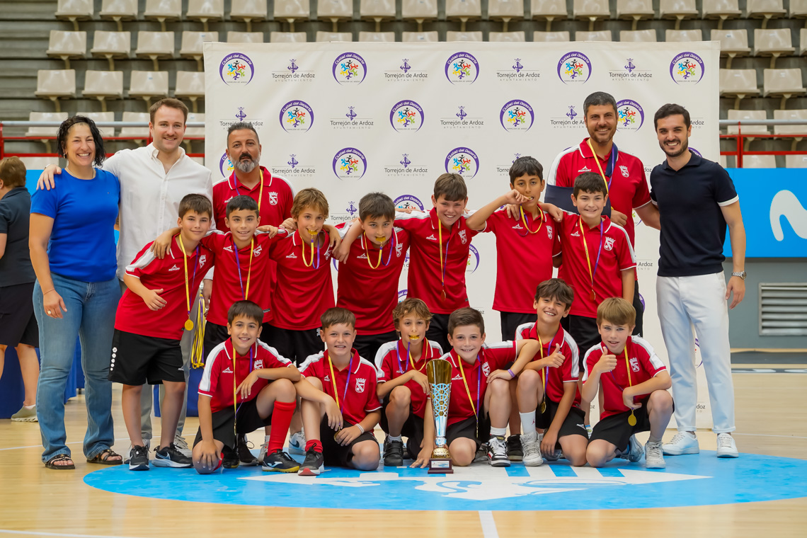 Entrega de trofeos temporada 2024-2025 - Fútbol 7 categoría benjamín
