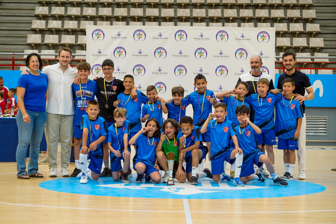 Entrega de trofeos temporada 2024-2025 - Fútbol 7 categoría benjamín