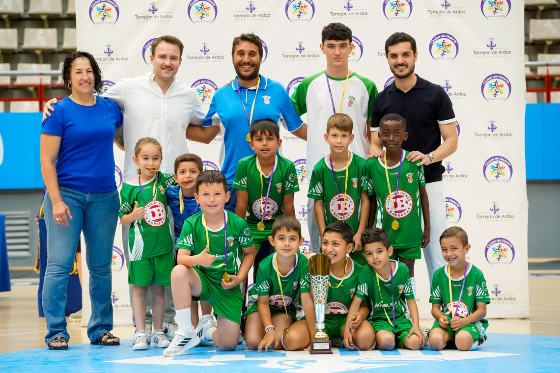 Entrega de trofeos temporada 2024-2025 - Fútbol 7 categoría prebenjamín