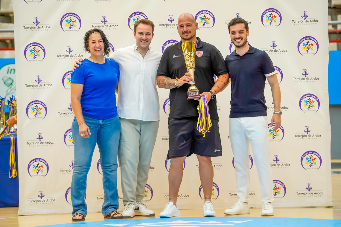 Entrega de trofeos temporada 2024-2025 - Fútbol 7 categoría prebenjamín