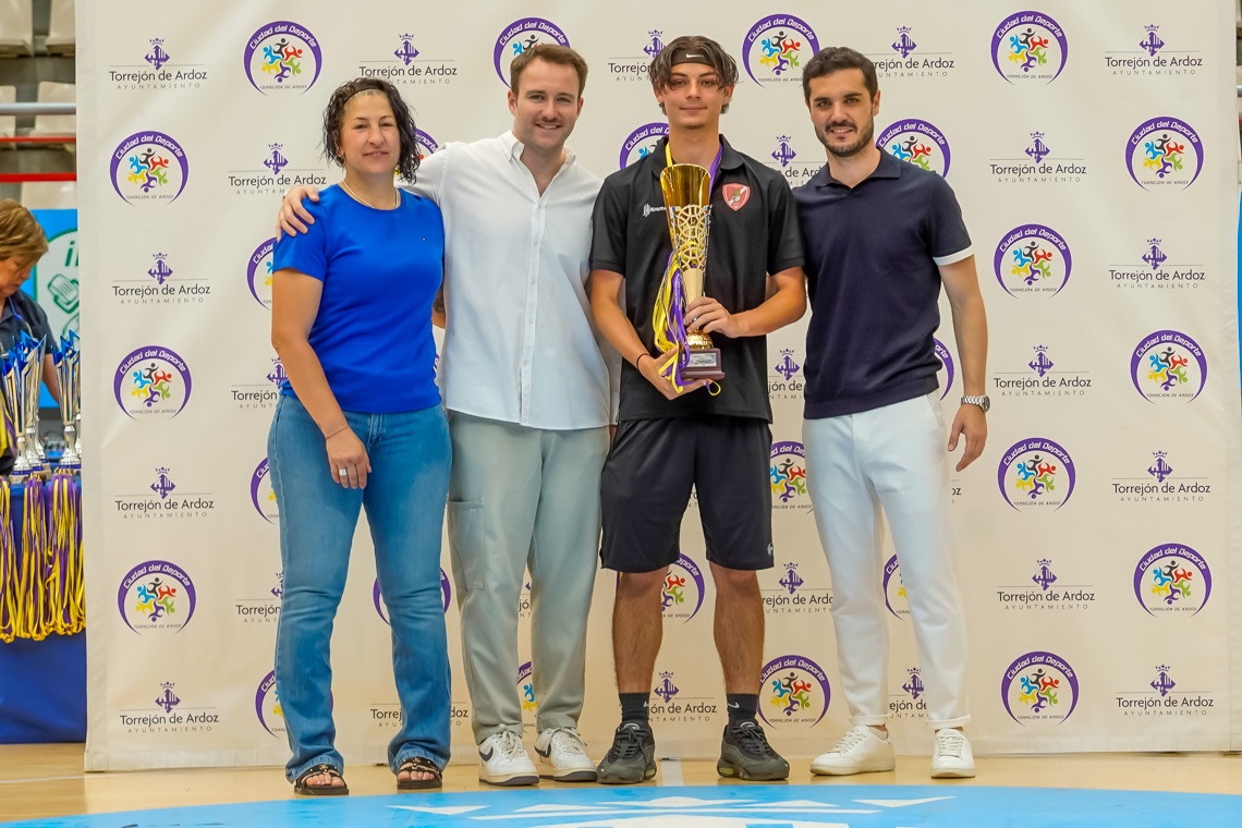 Entrega de trofeos temporada 2024-2025 - Fútbol 7 categoría prebenjamín