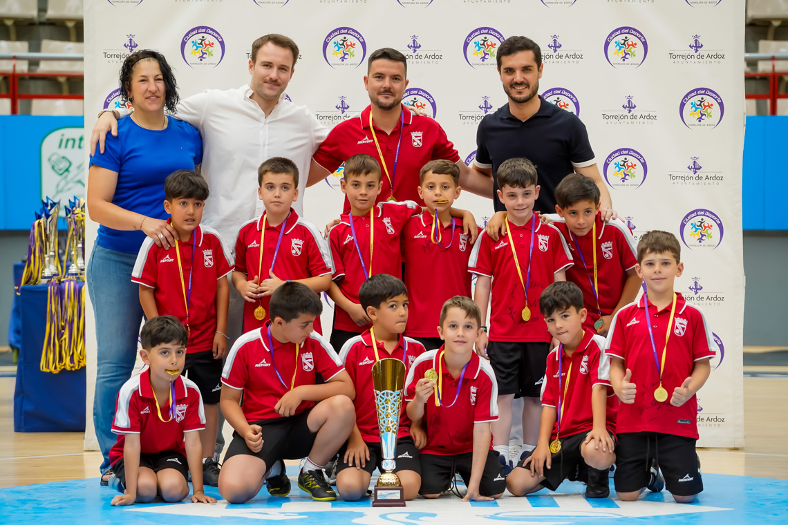 Entrega de trofeos temporada 2024-2025 - Fútbol 7 categoría prebenjamín
