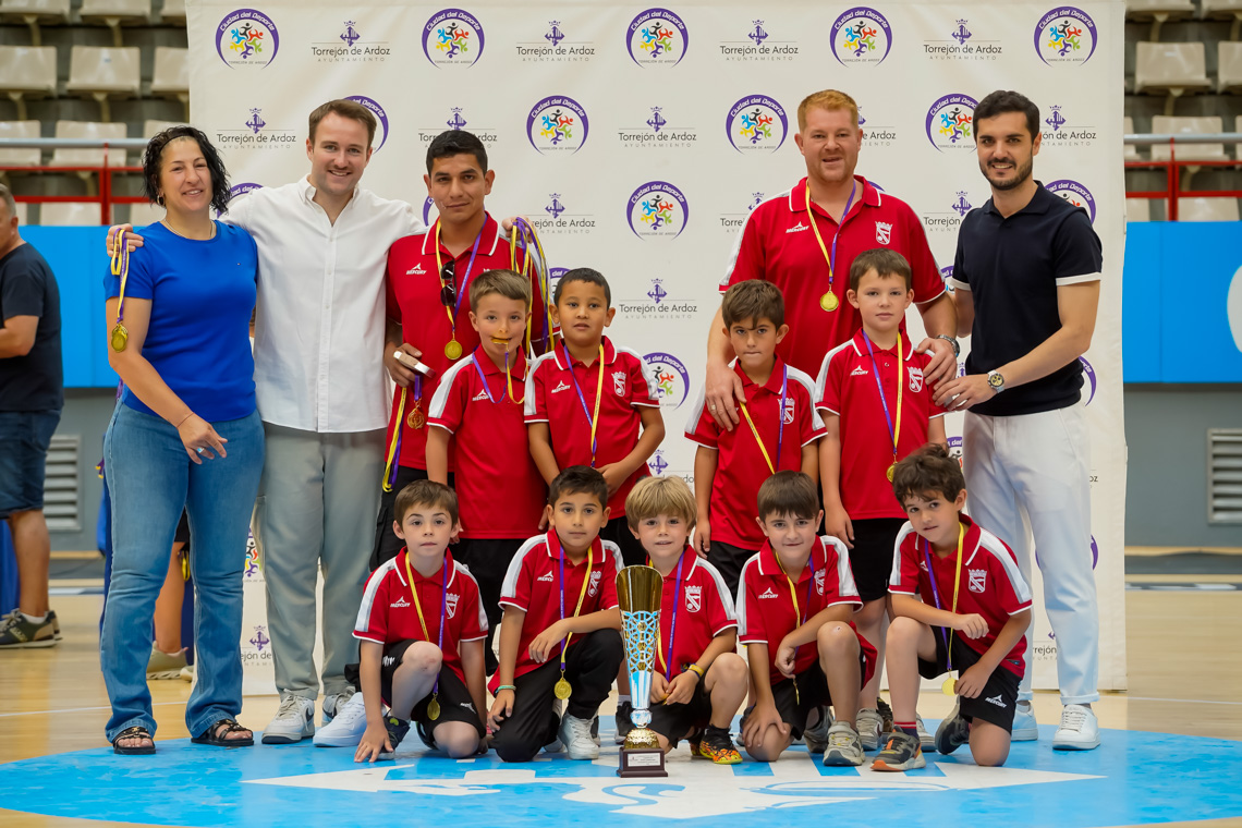 Entrega de trofeos temporada 2024-2025 - Fútbol 7 categoría prebenjamín