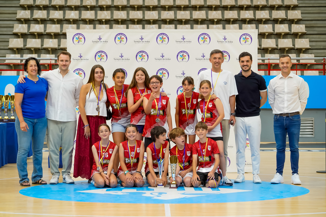 Entrega de trofeos temporada 2024-2025 - Voleibol categoría alevín