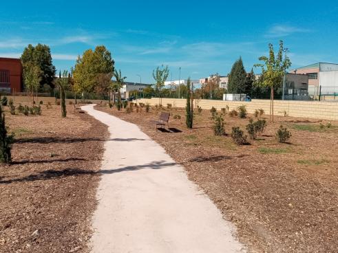 Los trabajos se han desarrollado sobre una parcela de 12.341 metros cuadrados, con una superficie de obra de 6.900 metros cuadrados