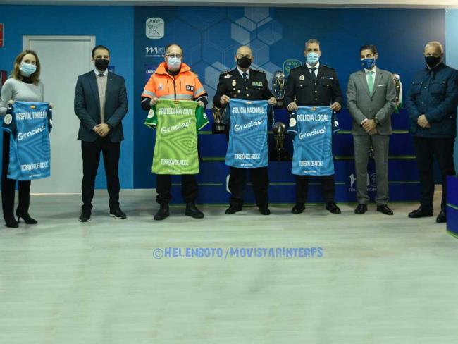 Policía Local, Protección Civil, Policía Nacional y el Hospital Universitario de Torrejón de Ardoz recibieron un homenaje de Movistar Inter por su labor durante la pandemia de la Covid-19