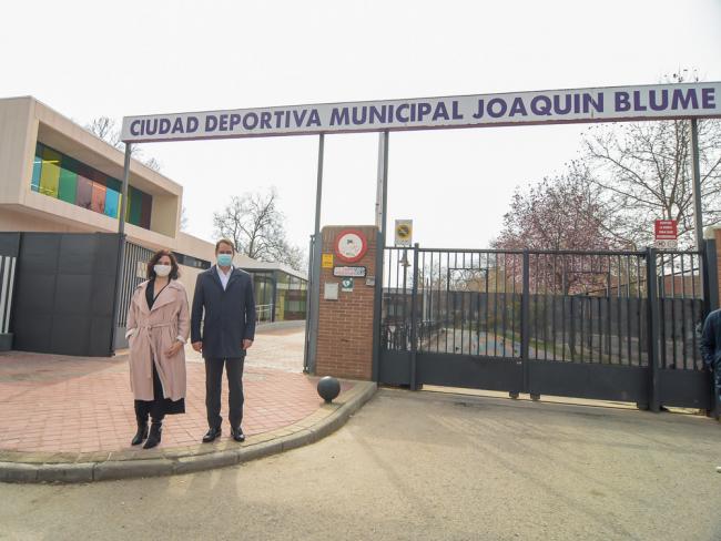 Abiertos los nuevos vestuarios de las piscinas de la Ciudad Deportiva Joaquín Blume