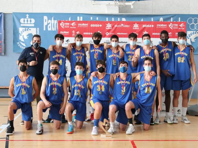 El Torrejón Basketball logra cuatro ascensos en una brillante temporada