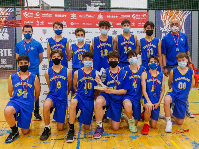 El Torrejón Basketball logra cuatro ascensos en una brillante temporada