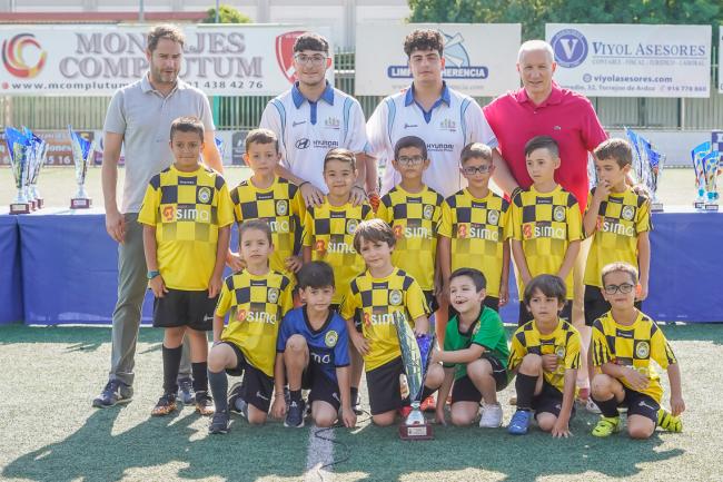 Entregas de premios competiciones locales de fútbol 7