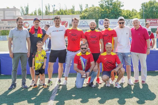 Entregas de premios competiciones locales de fútbol 7