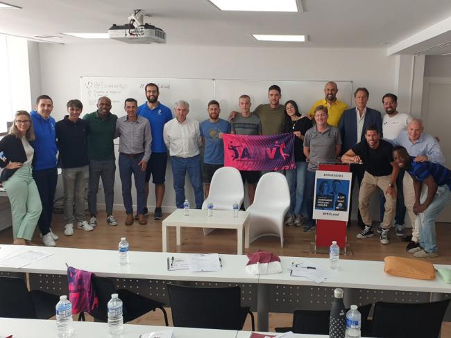 El concejal de Deportes y Movilidad de Torrejón de Ardoz, José Miguel Martín Criado, participó en una ponencia en el Curso de Liderazgo PROLead España