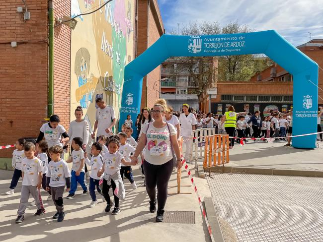 El CEIP La Gaviota se suma a la carrera “La Vuelta al Cole” contra la leucemia infantil 