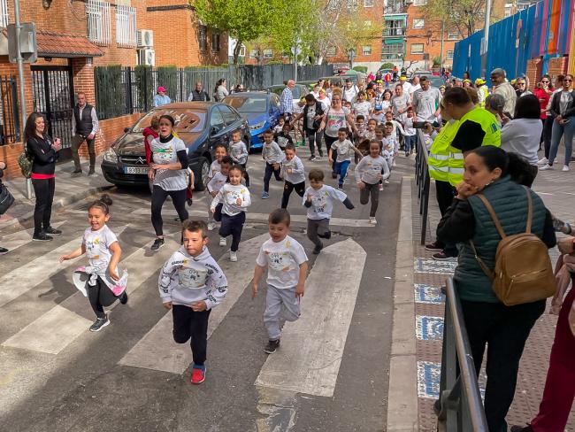 El CEIP La Gaviota se suma a la carrera “La Vuelta al Cole” contra la leucemia infantil 