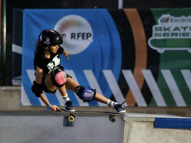 Olaya Gómez, una torrejonera promesa del skateboarding