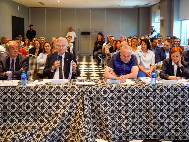 La Comisión Evaluadora de la Asociación Europea de Capitales y Ciudades del Deporte (ACES Europe) durante la ponencia expuesta por el alcalde de Torrejón