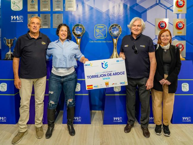 Visitando el museo de Movistar Inter en el Pabellón Municipal Jorge Garbajosa
