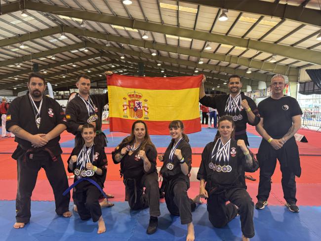 Los miembros del equipo de Cristina Álvarez que participaron en la Copa del Mundo