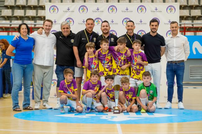 Premiados de las competiciones locales de fútbol sala categoría benjamín de la temporada 2024-2025