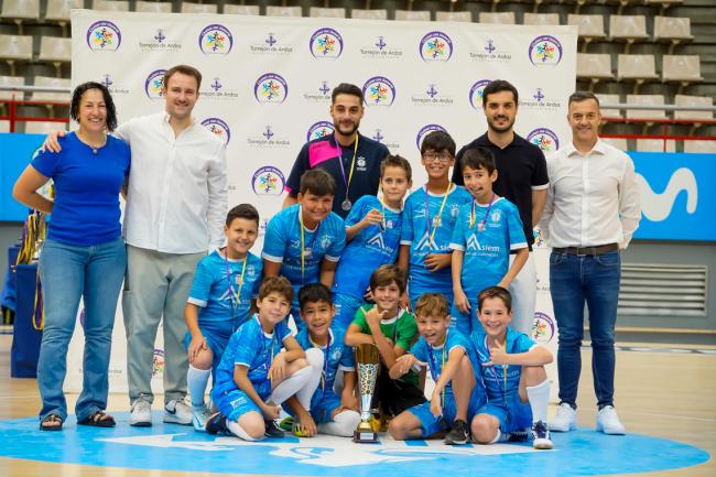 Premiados de las competiciones locales de fútbol sala categoría benjamín de la temporada 2024-2025