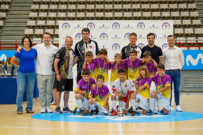 Premiados de las competiciones locales de fútbol sala categoría benjamín de la temporada 2024-2025