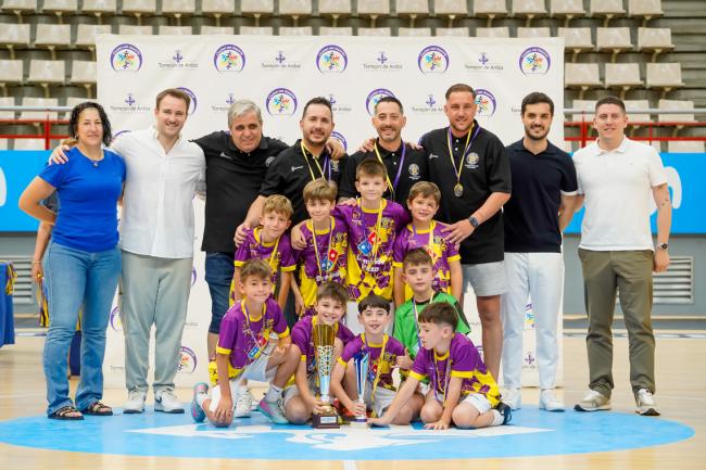 Premiados de las competiciones locales de fútbol sala categoría benjamín de la temporada 2024-2025
