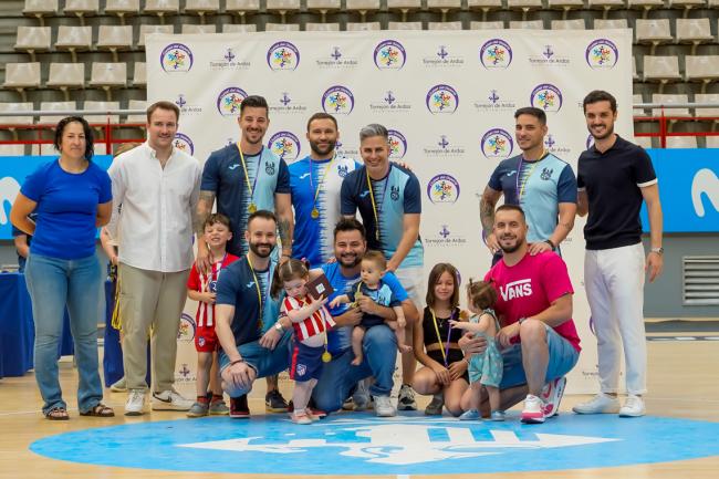 Premiados de las competiciones locales de fútbol sala categoría senior de la temporada 2024-2025