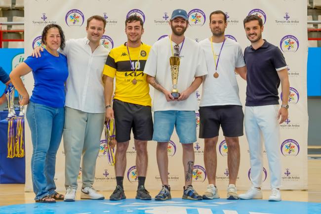 Premiados de las competiciones locales de fútbol sala categoría senior de la temporada 2024-2025