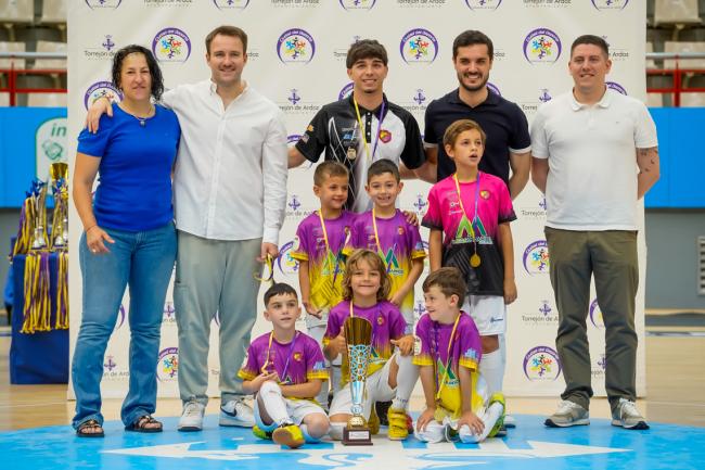 Premiados de las competiciones locales de fútbol sala categoría prebenjamín de la temporada 2024-2025