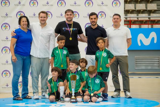 Premiados de las competiciones locales de fútbol sala categoría prebenjamín de la temporada 2024-2025
