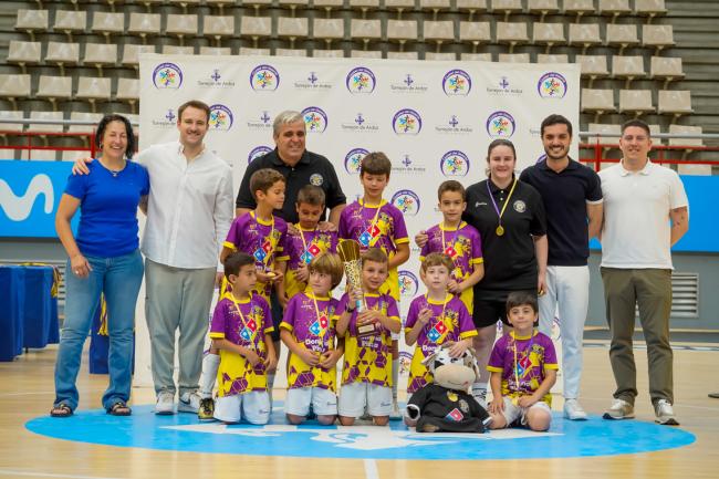 Premiados de las competiciones locales de fútbol sala categoría prebenjamín de la temporada 2024-2025