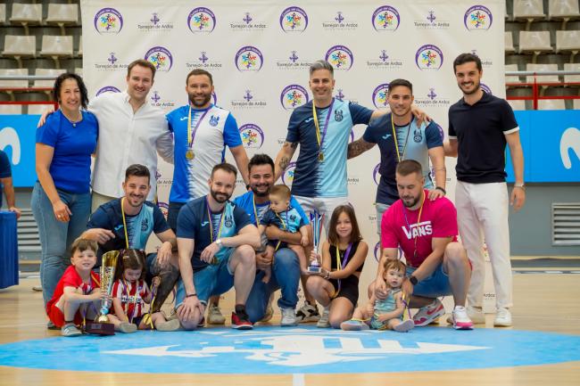 Premiados de las competiciones locales de fútbol sala categoría senior de la temporada 2024-2025