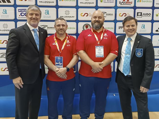 Integrantes del Club de Judo Corredor del Henares en el European Open