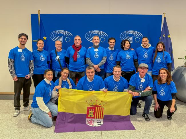El alcalde, Alejandro Navarro Prieto, y representantes de clubes deportivos de Torrejón de Ardoz recogieron en el Parlamento Europeo el galardón “Ciudad Europea del Deporte 2026”