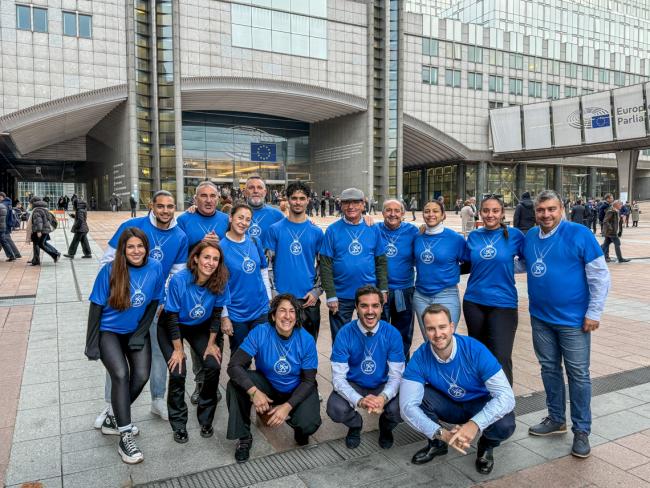 La delegación torrejonera en el acceso al Parlamento Europeo en Bruselas