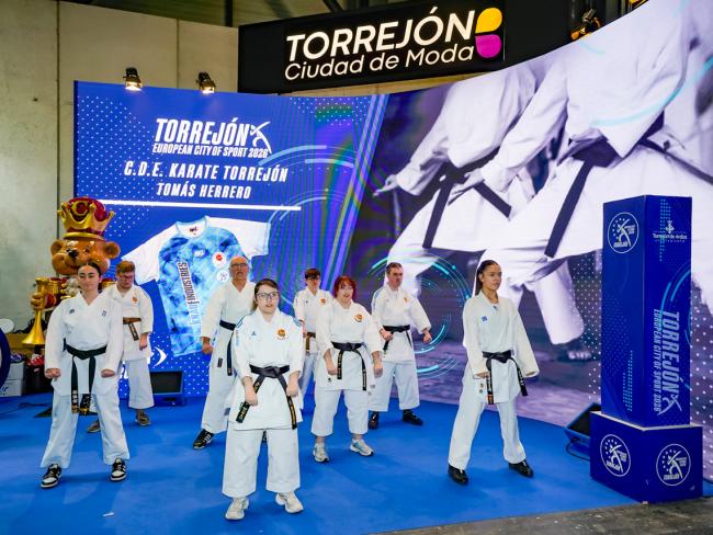 Exhibición del Club de Karate Torrejón de Ardoz Tomás Herrero