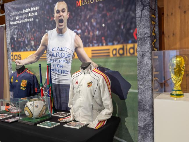 En el Museo de la Ciudad están las camisetas de las selecciones campeonas del mundo de fútbol, entre ellas, España 