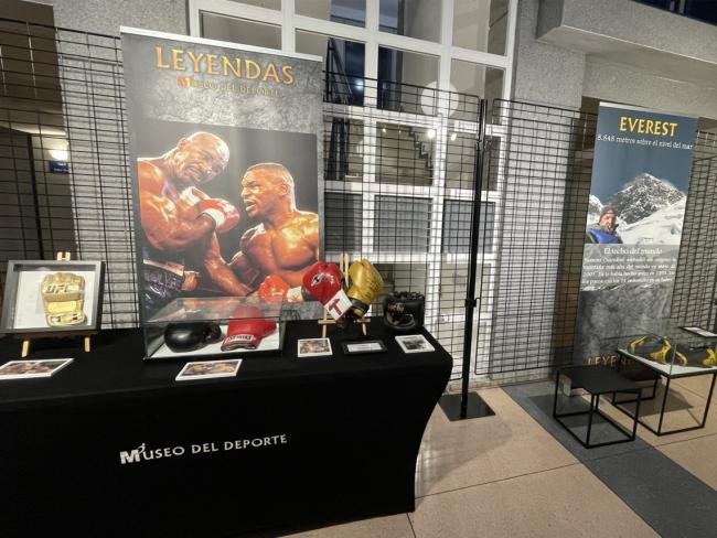 La concejala de Deportes y Turismo, Miriam Gutiérrez, también tiene un espacio en el CC El Parque como campeona del mundo y de Europa de boxeo, junto a otras leyendas como Mike Tyson o Evander Holyfield