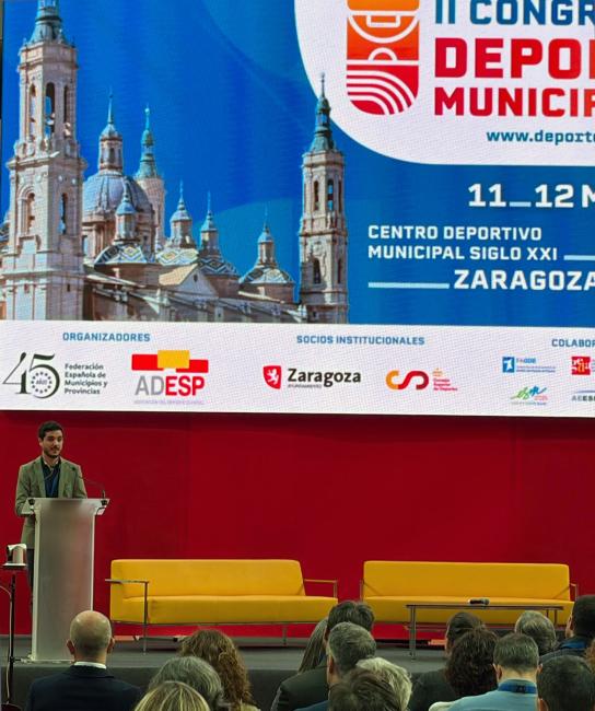 Alejandro Navarro ha situado el deporte municipal como la puerta de entrada al deporte para la ciudadanía