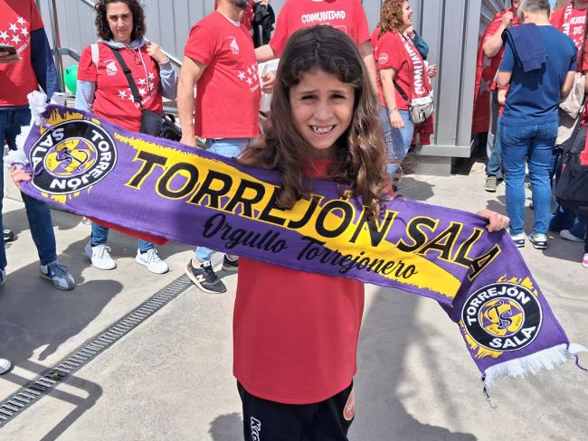 Alma Muñoz, portera del equipo femenino sub-10 