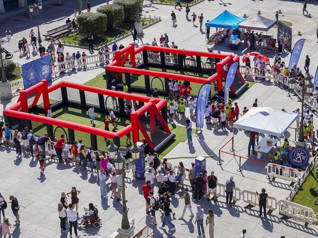En la Plaza Mayor se instalaron dos campos de fútbol 3x3