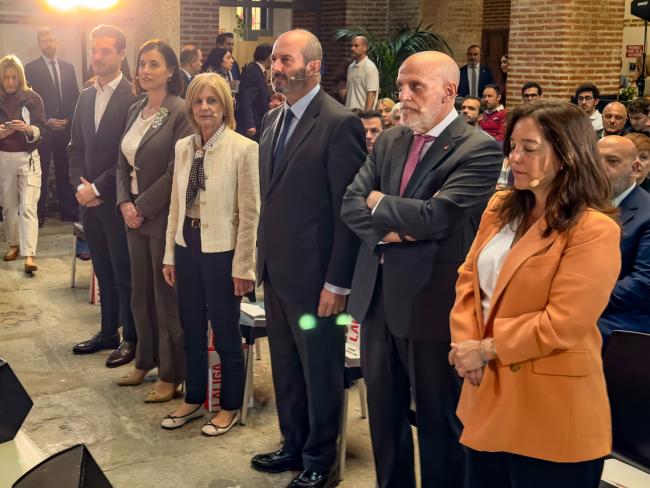 El acto contó con la presencia del presidente del Senado, Pedro Rollán, del presidente de la La Liga, Javier Tebas, y de la presidenta la FEMP, María José García-Pelayo Jurado, entre otras autoridades